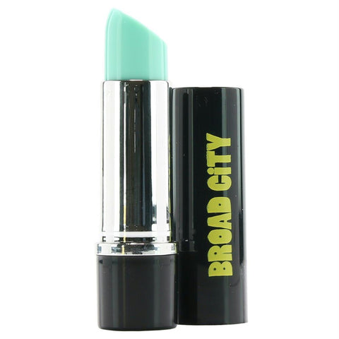 Broad City In The Mood Green Lipstick Vibe