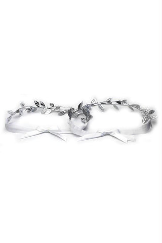 Eve Legtyes in White and Silver
